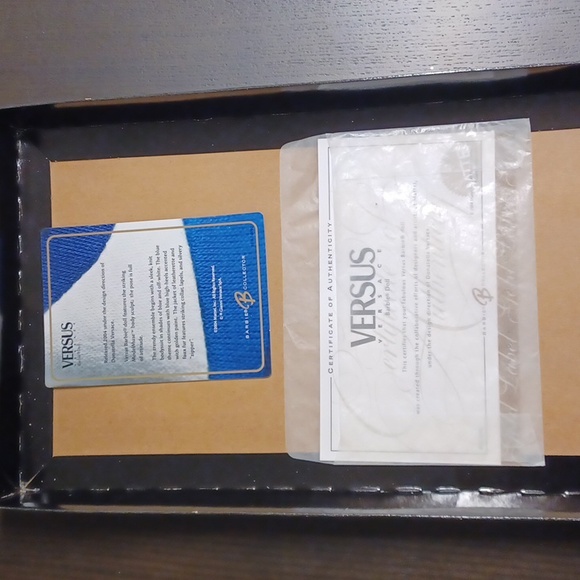 Barbie Versus Versace Gold Label Doll Mattel 2004 Designer for the Stars NRFB - Picture 7 of 10